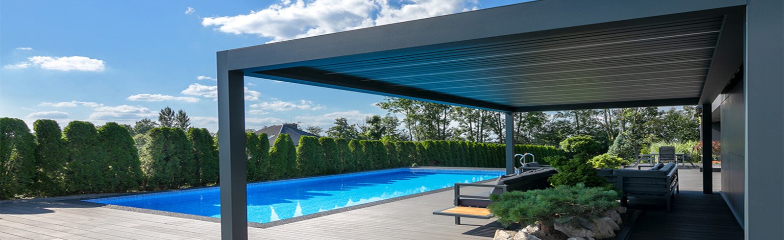 Modern Aluminum Pergola design in Toronto